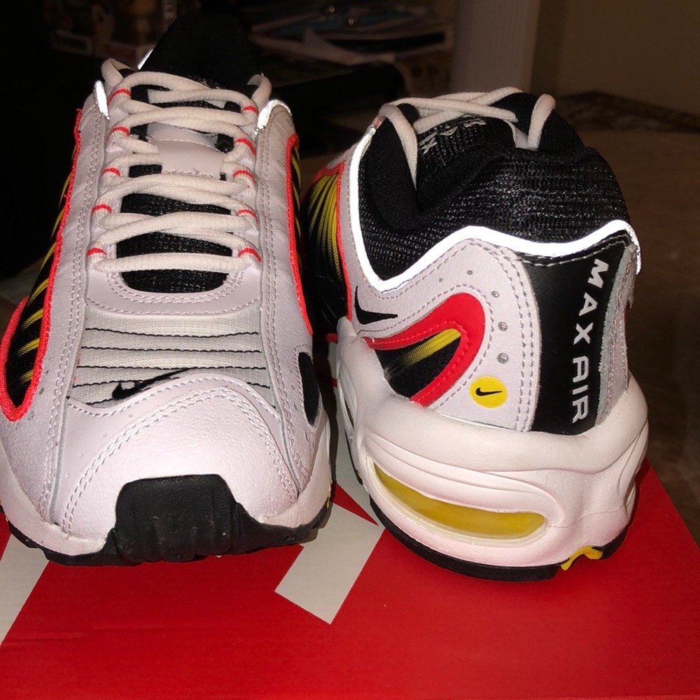 Air Max Tailwind IV - Picture 3 of 4